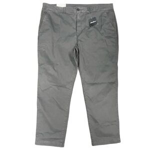 NWT Eddie Bauer Womens Size 18 Legend Wash Straight Chino Pants Carbon Gray